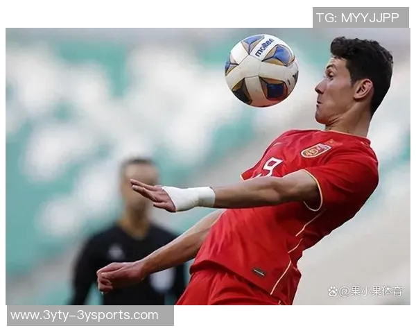 拜合拉木错失良机球停得太靠后导致单刀机会流失 拜合拉木错失良机球停得太靠后导致单刀机会流失