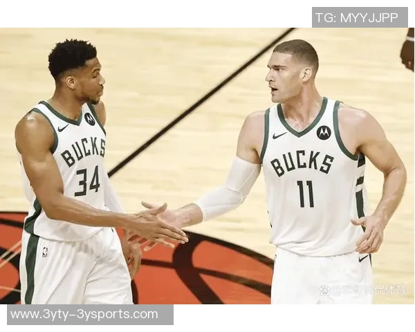 张佳玮分析雄鹿队实力字母哥连续八年称霸东部第一人