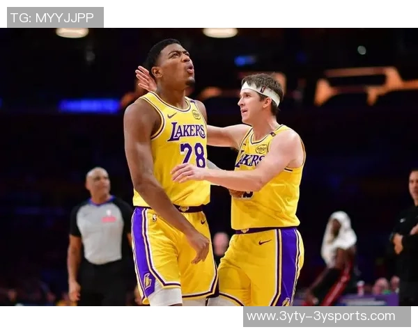 湖人三巨头齐发力八村塁助阵赢球海报震撼登场